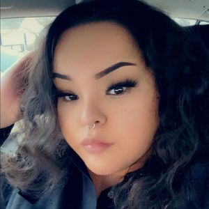 Meet your Posher, Candyce